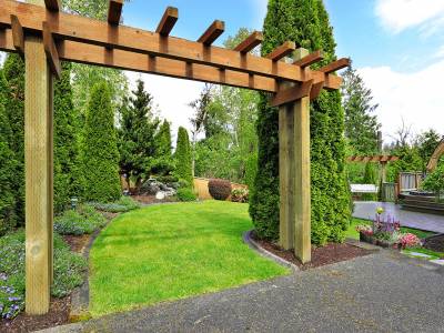 Garten- und Landschaftsbau Hohenberg Hamburg holzarbeiten-pergola